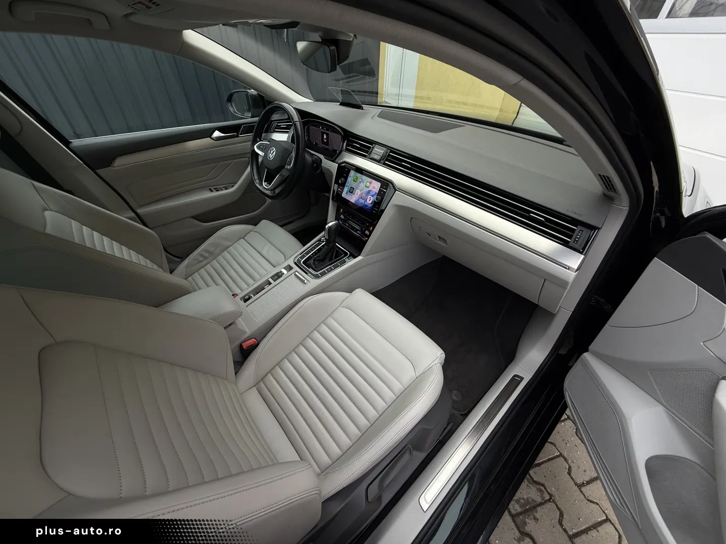 Volkswagen Passat B8 Highline - 2.0tdi   DSG   Facelift