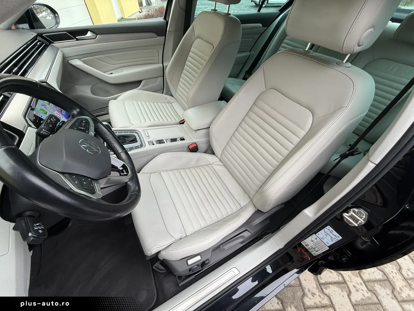 Volkswagen Passat B8 Highline - 2.0tdi   DSG   Facelift