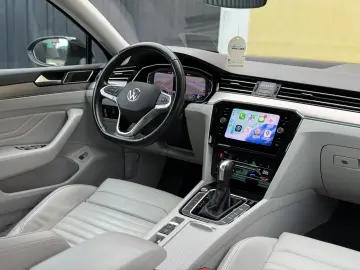 Volkswagen Passat B8 Highline - 2.0tdi   DSG   Facelift