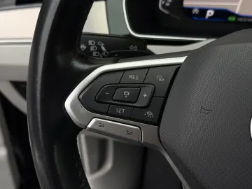 Volkswagen Passat B8 Highline - 2.0tdi   DSG   Facelift