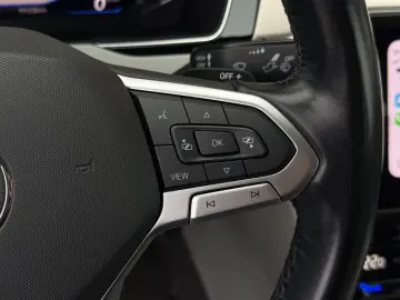 Volkswagen Passat B8 Highline - 2.0tdi   DSG   Facelift