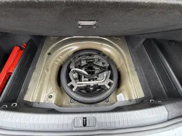 Volkswagen Passat B8 Highline - 2.0tdi   DSG   Facelift