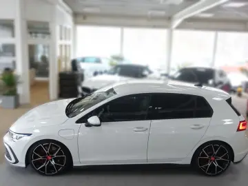 VW Golf VIII Lim. GTE eHybrid;MATRIX ACC NAV 19 GJR