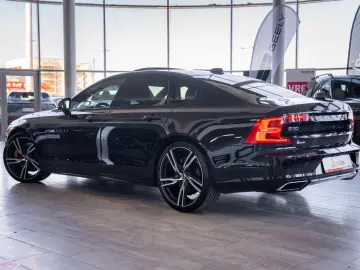 Volvo S90 AWD 2 0 Turbo Geartronic  R Design