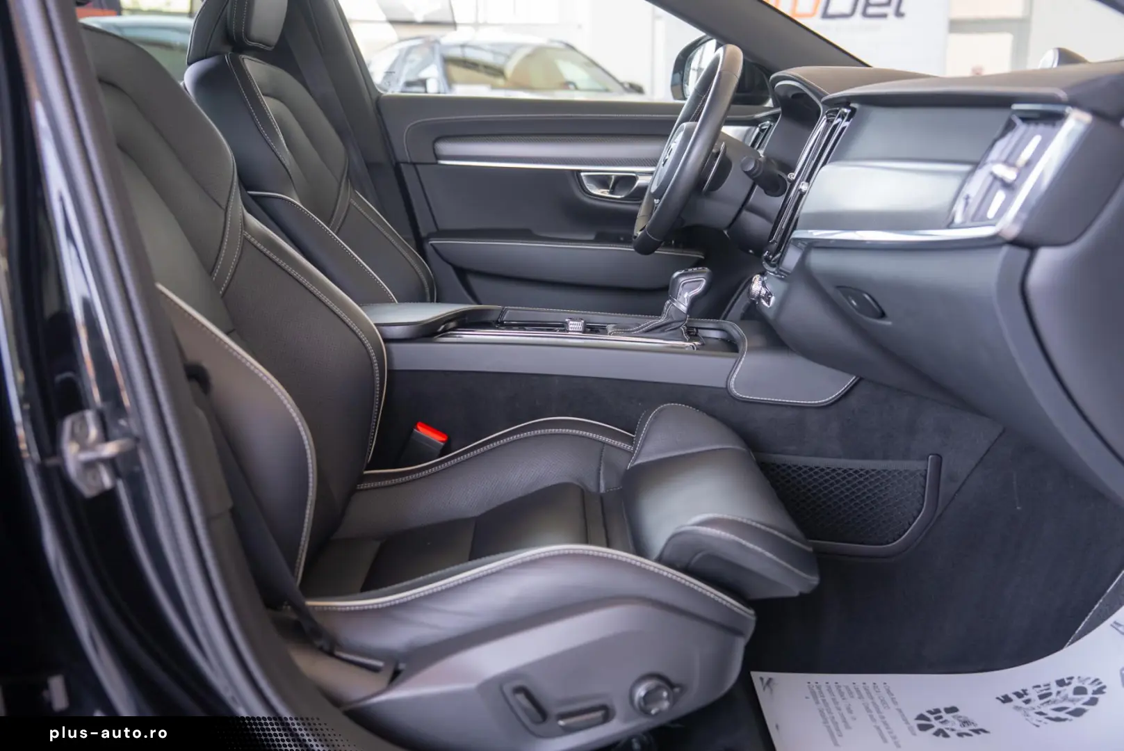 Volvo S90 AWD 2 0 Turbo Geartronic  R Design