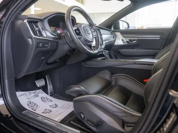 Volvo S90 AWD 2 0 Turbo Geartronic  R Design