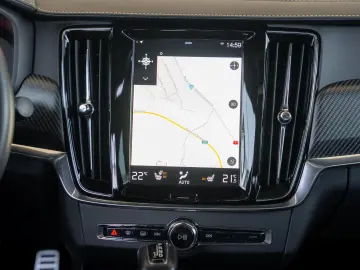 Volvo S90 AWD 2 0 Turbo Geartronic  R Design