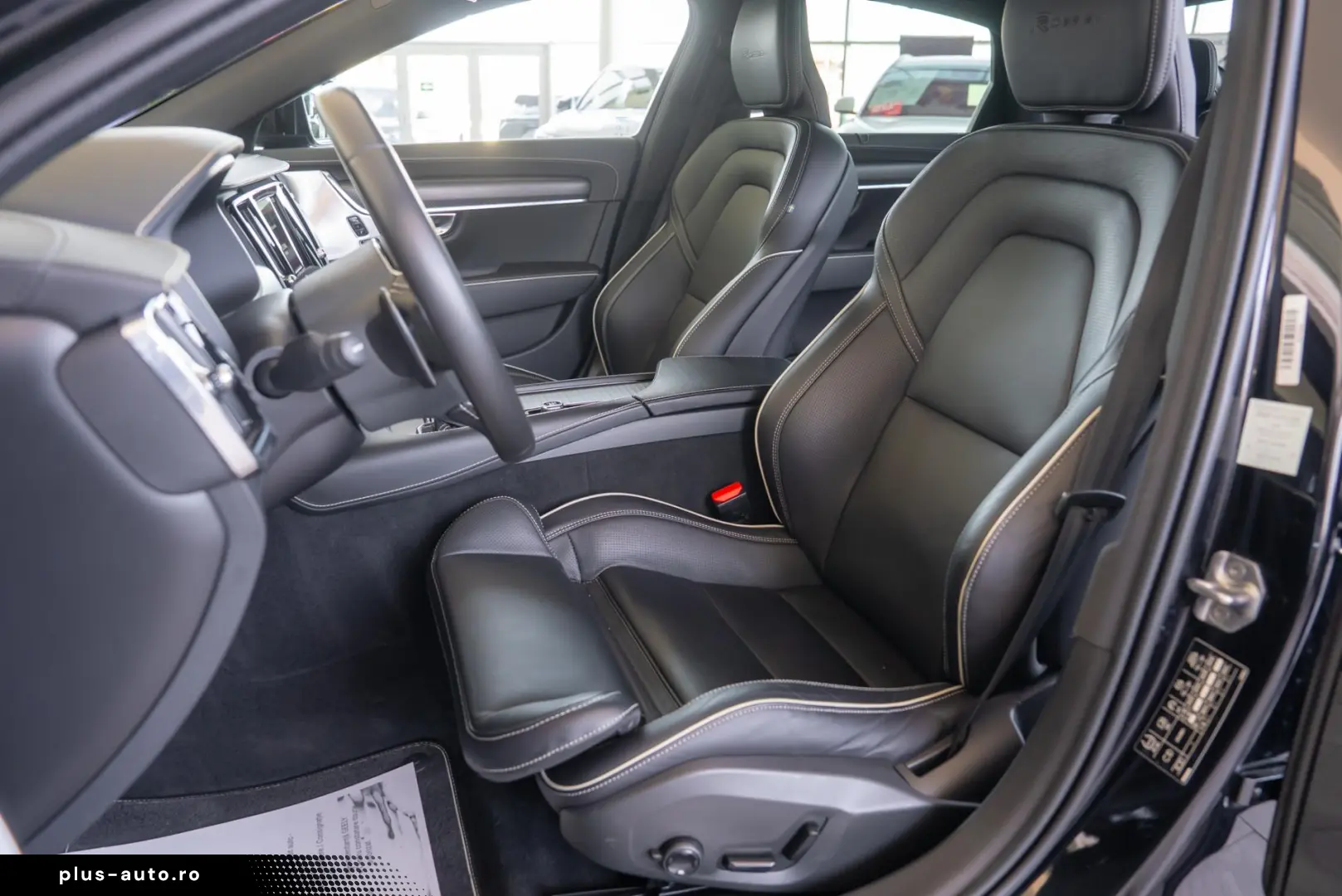 Volvo S90 AWD 2 0 Turbo Geartronic  R Design