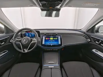 MERCEDES-BENZ E 400 e 4M  Avantgarde AHK Memory Digital 360