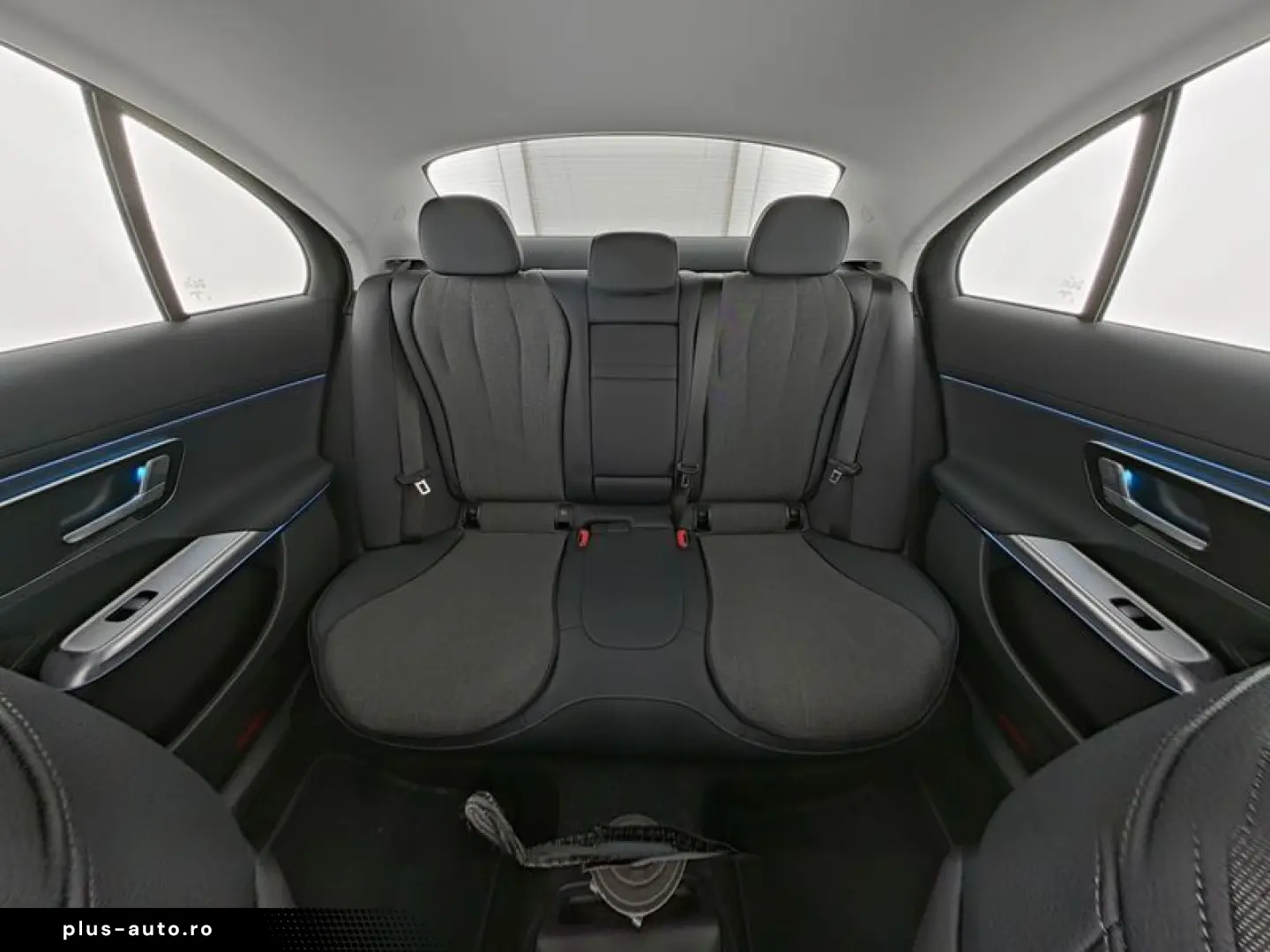 MERCEDES-BENZ E 400 e 4M  Avantgarde AHK Memory Digital 360