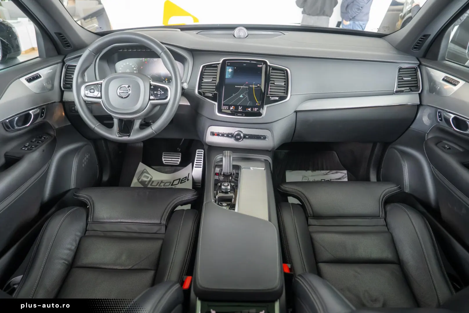 Volvo XC 90 T8 PHEV Core Bright AWD R-Desig