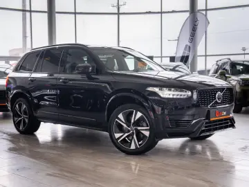 Volvo XC 90 T8 PHEV Core Bright AWD R-Desig