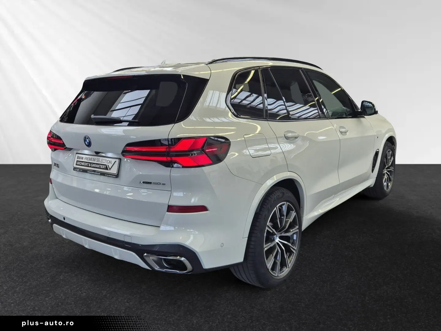 BMW X5 xDrive50e M Sport AHK Pano Autobahnass.