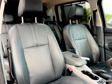 Ford Grand C-Max 2.0 TDCi Titanium