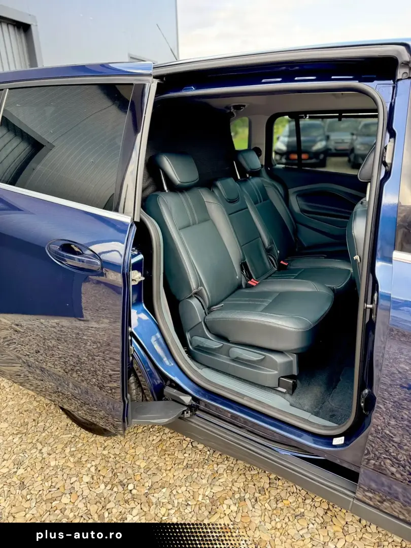 Ford Grand C-Max 2.0 TDCi Titanium