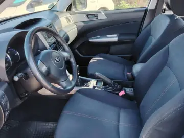 Subaru Forester 2.0 Diesel Trend 30 Jahre 4x4