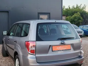 Subaru Forester 2.0 Diesel Trend 30 Jahre 4x4