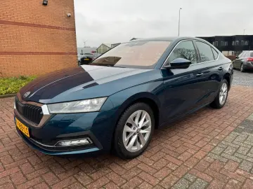 SKODA Octavia Lim. Edition Plus  Full Led  Leder  E-TE