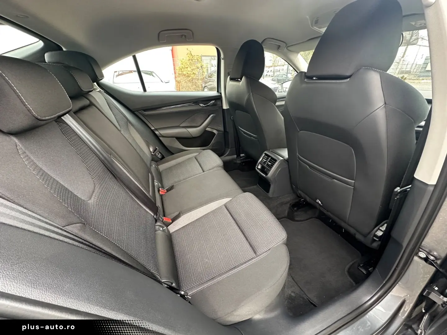 SKODA OCTAVIA LIM. AMBITION DSG VIRTUAL PDC