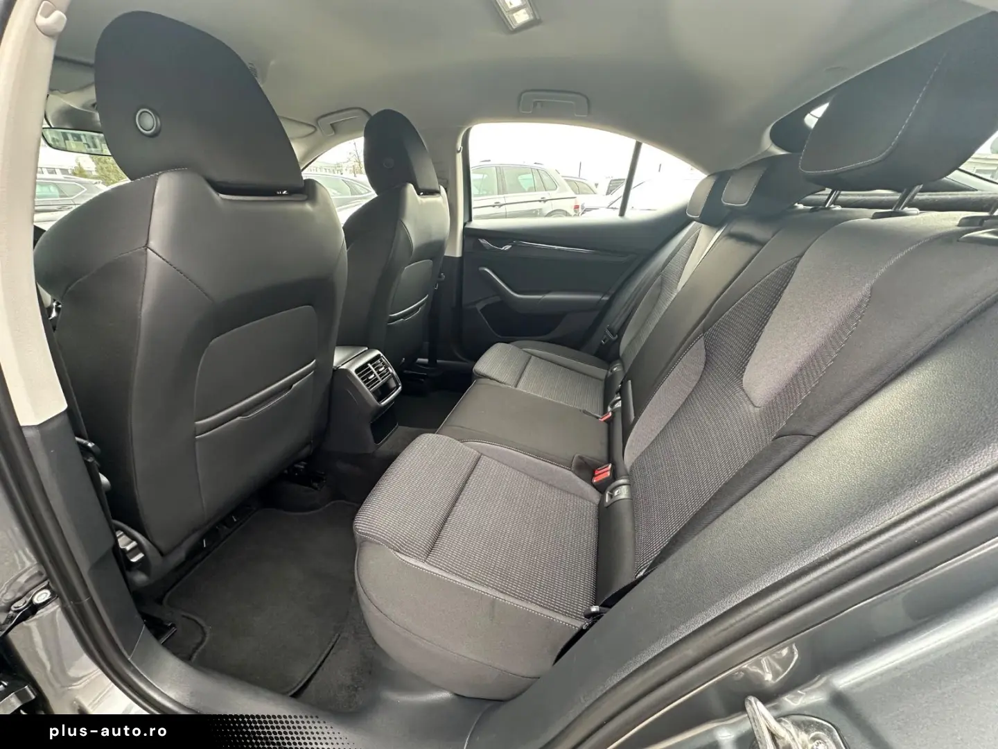 SKODA OCTAVIA LIM. AMBITION DSG VIRTUAL PDC