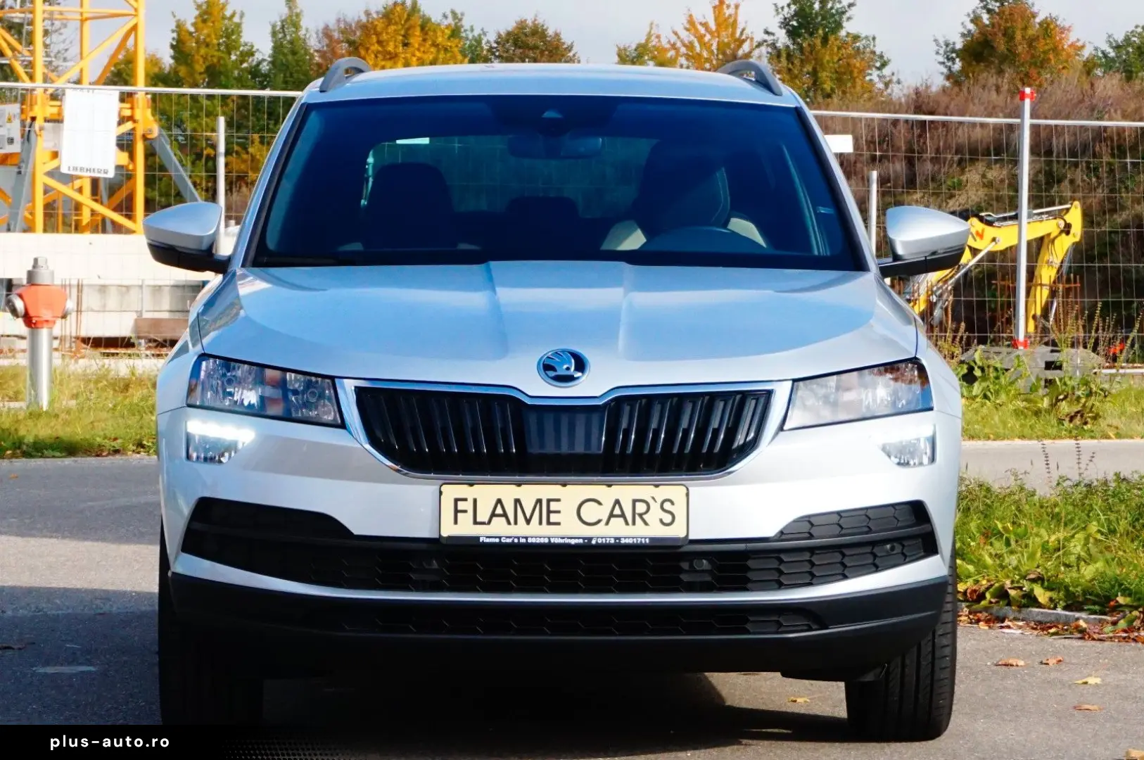 SKODA Karoq Style LED NAVI AHK PDC SHZ