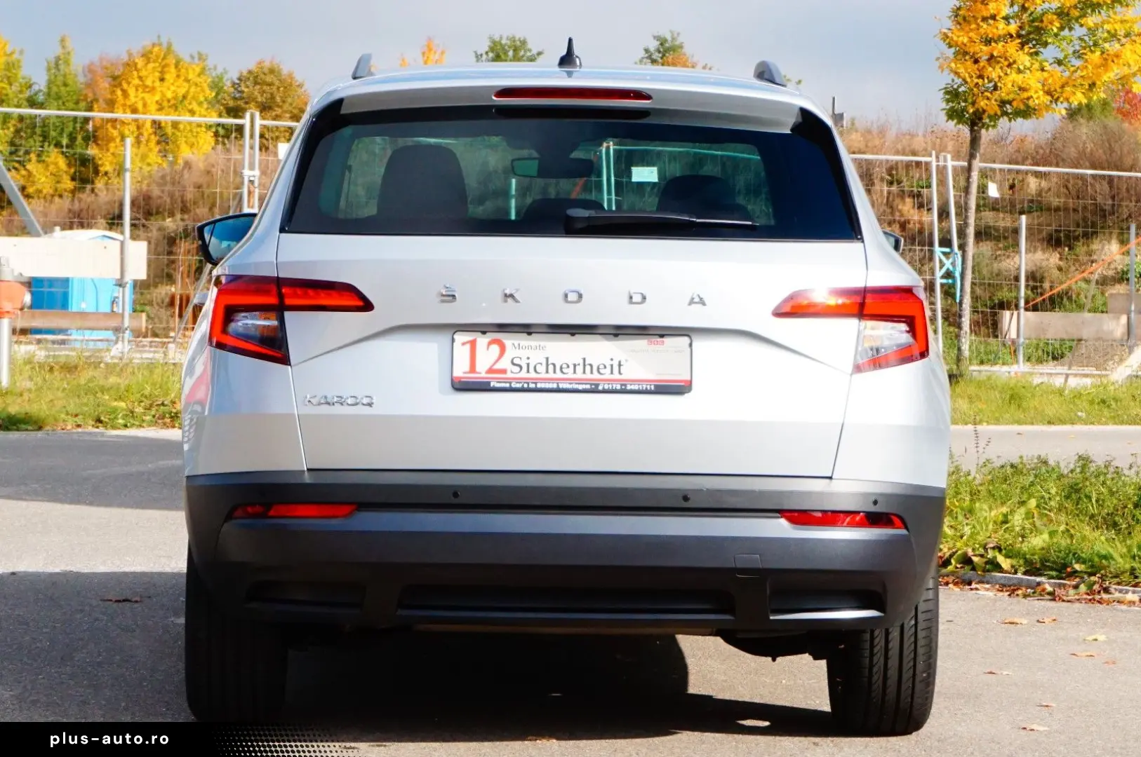 SKODA Karoq Style LED NAVI AHK PDC SHZ