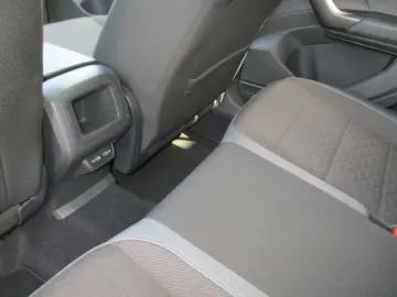 VW T-Cross Style DSG APP Navi KAM LED