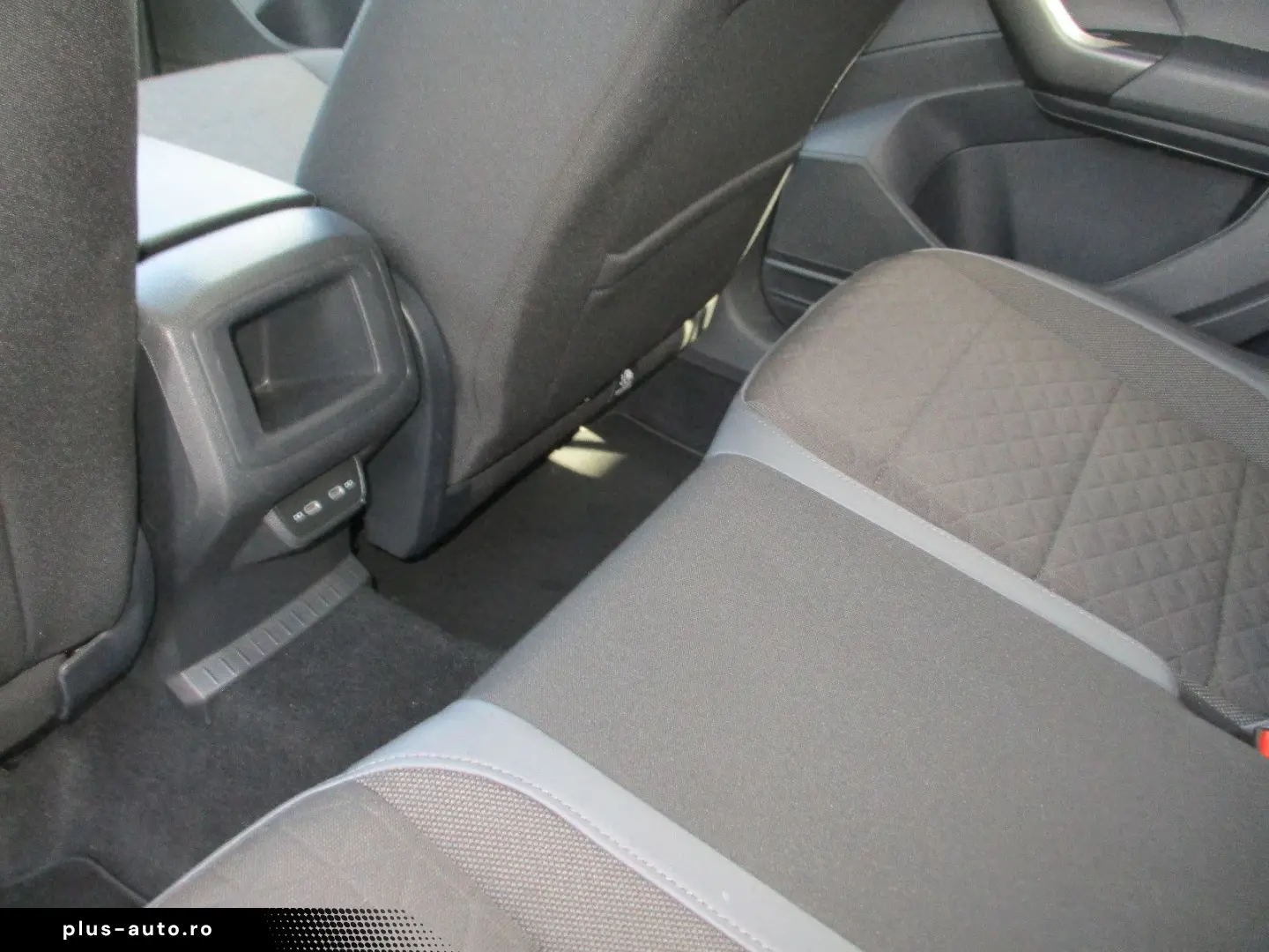 VW T-Cross Style DSG APP Navi KAM LED