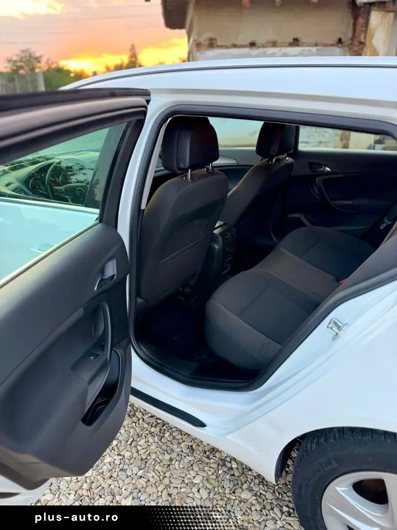 Opel Insignia Sports Tourer 2.0 CDTI Basis