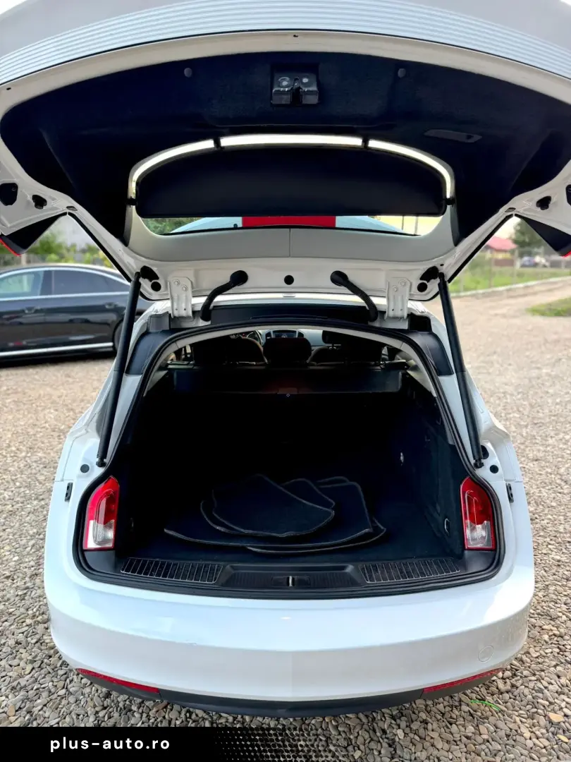 Opel Insignia Sports Tourer 2.0 CDTI Basis