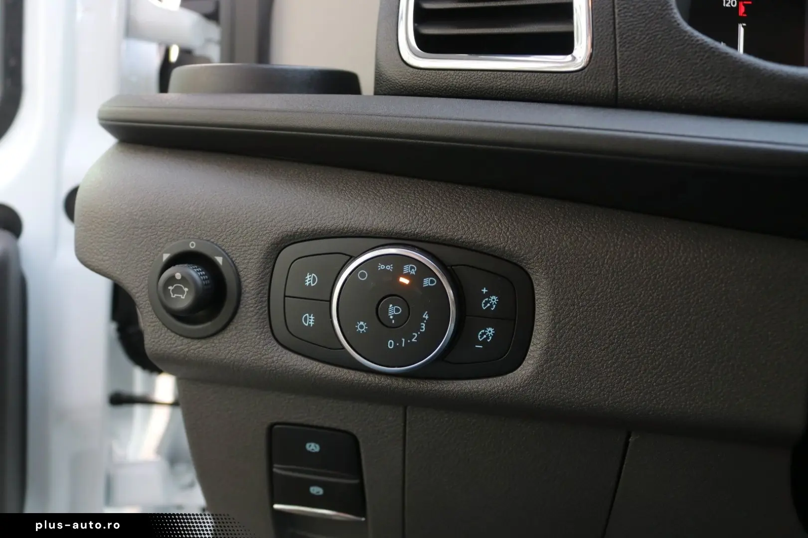 FORD Transit Pritsche 350 L2 Doppelkabine Trend