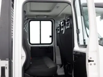 IVECO Daily 35C14 136pk E6 Open Laadbak D.C. Trekhaak