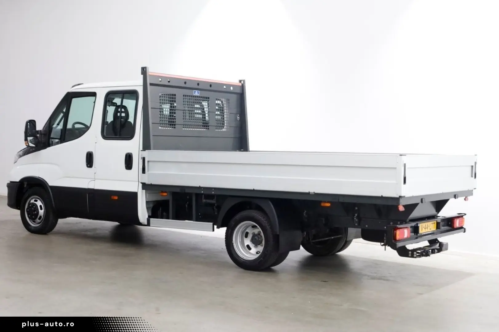 IVECO Daily 35C14 136pk E6 Open Laadbak D.C. Trekhaak