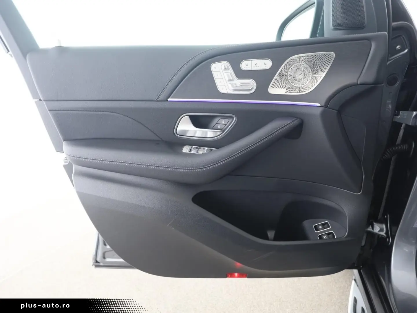 MERCEDES-BENZ GLE 400 e 4M AMG Pano AHK Sitzklima Distronic