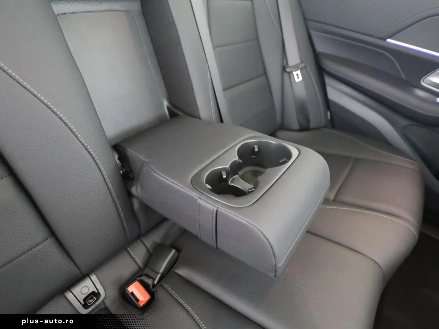 MERCEDES-BENZ GLE 400 e 4M AMG Pano AHK Sitzklima Distronic