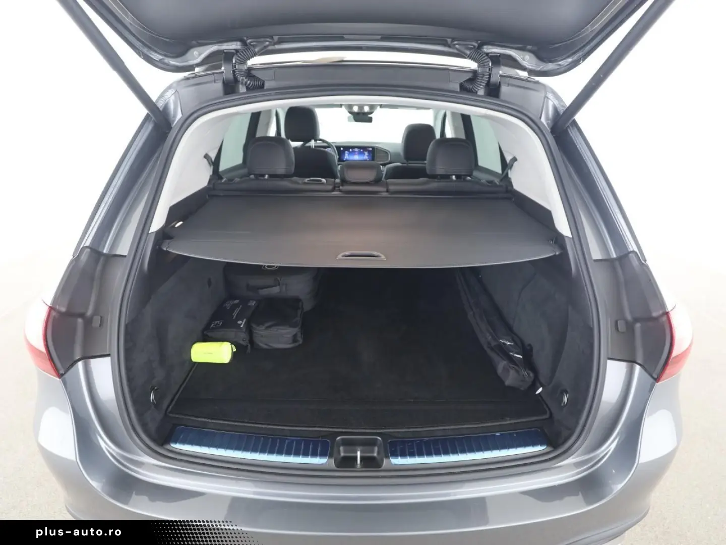 MERCEDES-BENZ GLE 400 e 4M AMG Pano AHK Sitzklima Distronic