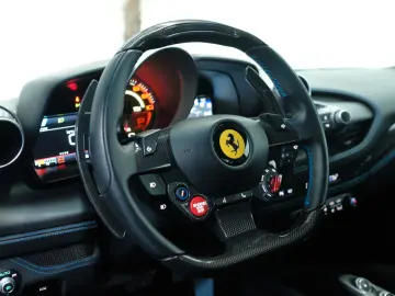 FERRARI F8 Tributo CARBON LIFT RACING SEAT JBL PASS.DISP