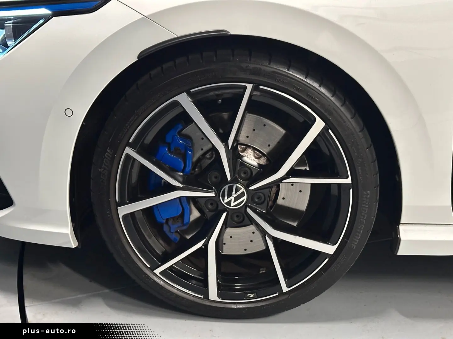 VW Golf R Performance 4Motion  19Zoll DCC IQ.Drive