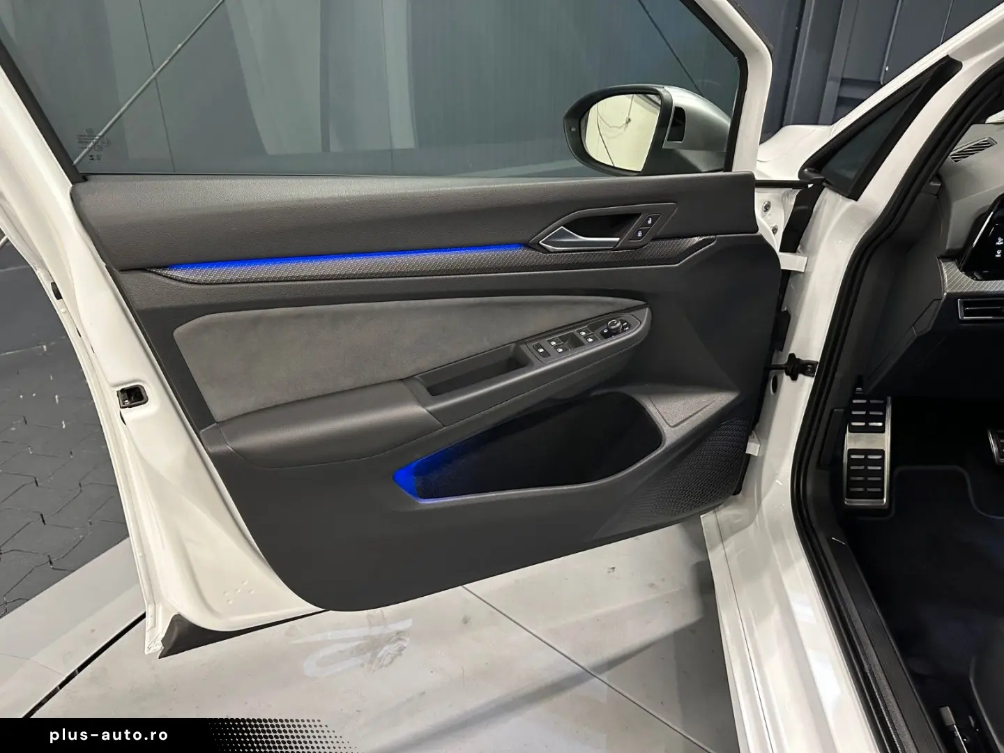 VW Golf R Performance 4Motion  19Zoll DCC IQ.Drive