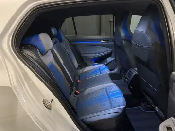 VW Golf R Performance 4Motion  19Zoll DCC IQ.Drive