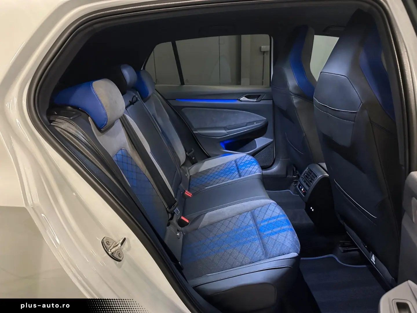 VW Golf R Performance 4Motion  19Zoll DCC IQ.Drive