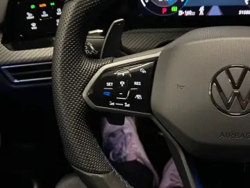 VW Golf R Performance 4Motion 19Zoll CarPlay KAMERA