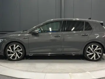 VW Golf Lim. 2.0 TSI DSG R-Line 18Zoll MATRIX KAMER