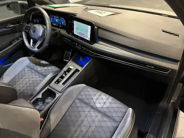 VW Golf Lim. 2.0 TSI DSG R-Line 18Zoll MATRIX KAMER