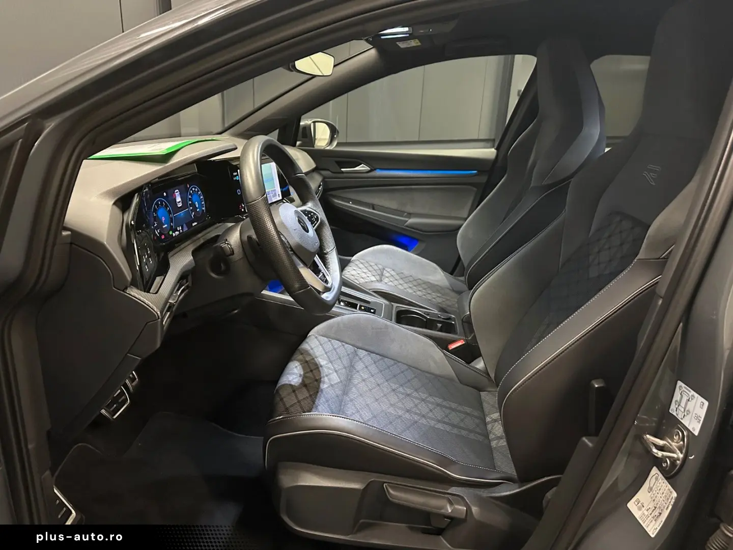 VW Golf Lim. 2.0 TSI DSG R-Line 18Zoll MATRIX KAMER