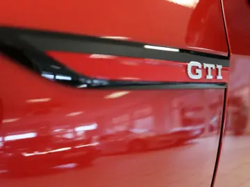 VW Golf VIII GTI Clubsp.  Akrapovic DCC Pano Kamera