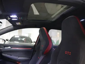 VW Golf VIII GTI Clubsp.  Akrapovic DCC Pano Kamera