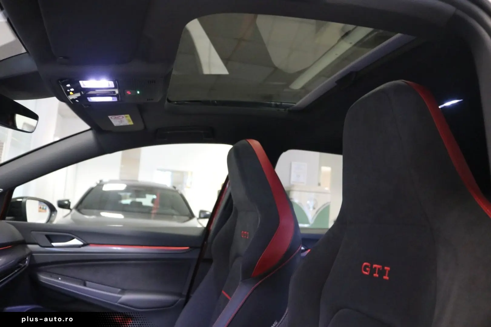 VW Golf VIII GTI Clubsp.  Akrapovic DCC Pano Kamera