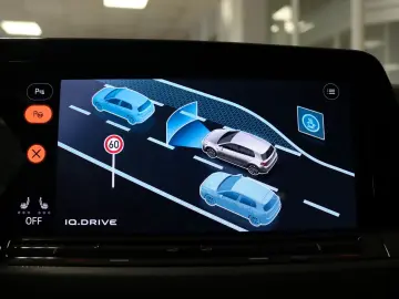 VW Golf VIII GTI Clubsp.  Akrapovic DCC Pano Kamera