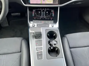 AUDI A6 Limousine 50TFSIe S tronic quattro advanced M